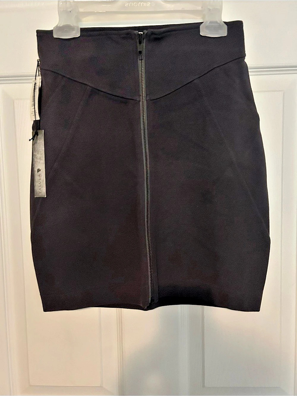 Aritzia Talula Skirt